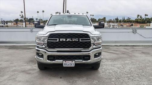 2024 RAM 3500 Big Horn Crew Cab 4x4 8' Box