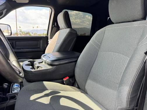 2021 RAM 3500 Tradesman Crew Cab 4x4 8' Box