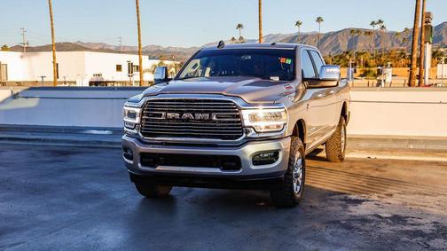 2024 RAM 2500 Laramie Crew Cab 4x4 6'4' Box