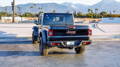 2026 Jeep Gladiator Mojave 4x4