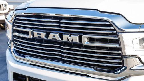 2024 RAM 2500 Laramie Crew Cab 4x4 6'4' Box