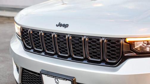 2024 Jeep Grand Cherokee Altitude