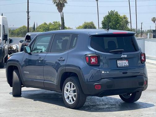 2023 Jeep Renegade Latitude
