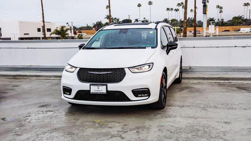 2026 Chrysler Pacifica Limited