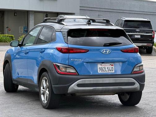 Blue Wave w/Black Rook 2022 Hyundai KONA SEL