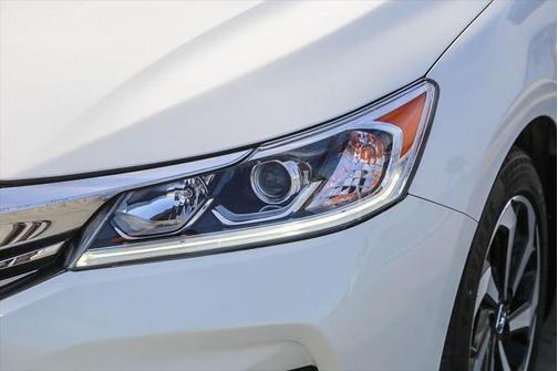2017 Honda Accord EX