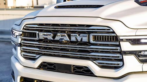 2026 RAM 3500 Laramie Crew Cab 4x4 8' Box