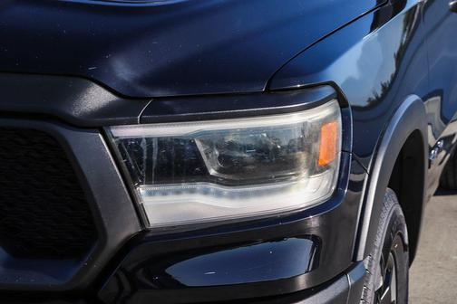 Diamond Black Crystal Pearlcoat 2022 RAM 1500 Rebel