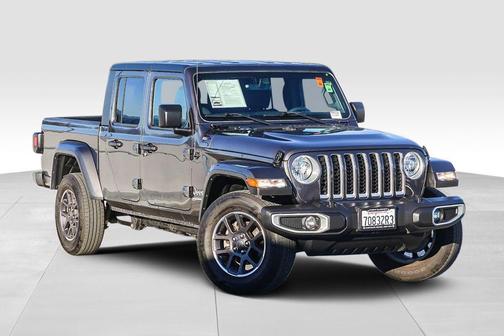 2023 Jeep Gladiator Overland
