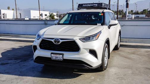 Blizzard Pearl 2020 Toyota Highlander L
