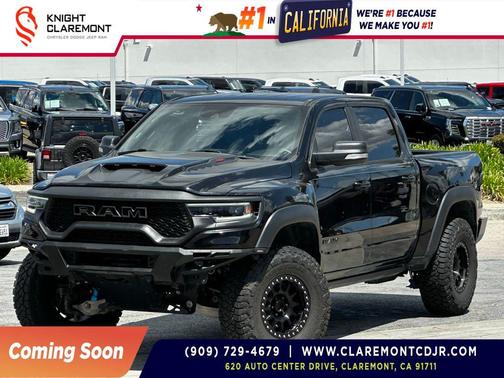 Diamond Black Crystal Pearlcoat 2022 RAM 1500 TRX
