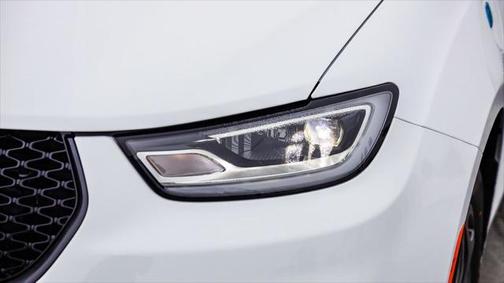 2025 Chrysler Pacifica Hybrid Premium S Appearance Pkg