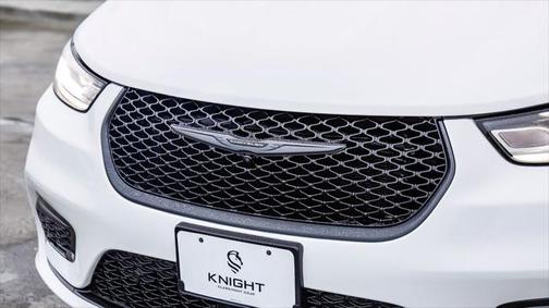 2025 Chrysler Pacifica Hybrid Premium S Appearance Pkg