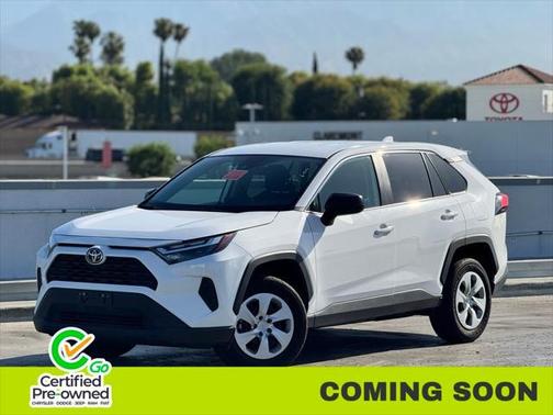 2024 Toyota RAV4 LE