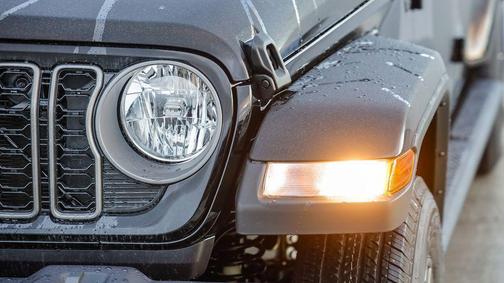 2026 Jeep Gladiator Sport S