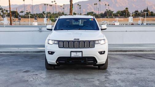2021 Jeep Grand Cherokee Laredo
