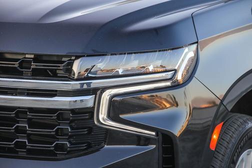 2024 Chevrolet Suburban LS