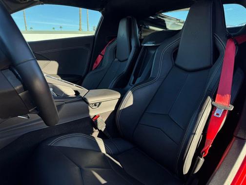 2024 Chevrolet Corvette Stingray w/1LT