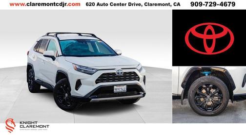 2022 Toyota RAV4 Hybrid SE