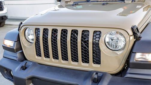 2020 Jeep Gladiator Sport