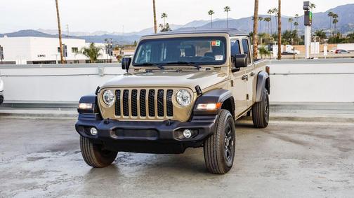2020 Jeep Gladiator Sport