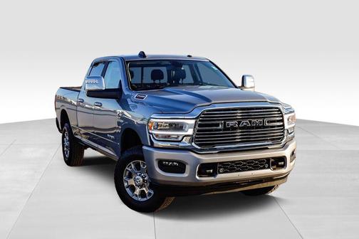 2024 RAM 2500 Laramie Crew Cab 4x4 6'4' Box
