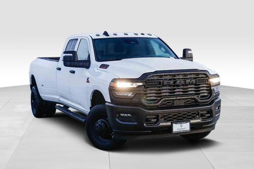 2026 RAM 3500 Tradesman Crew Cab 4x4 8' Box