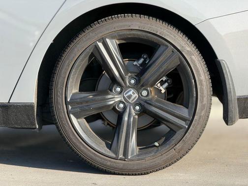 2023 Honda Accord Hybrid Base