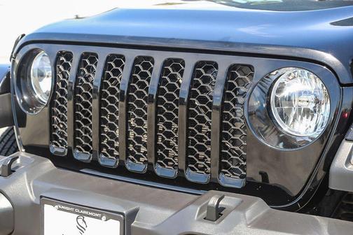 2023 Jeep Gladiator Sport S