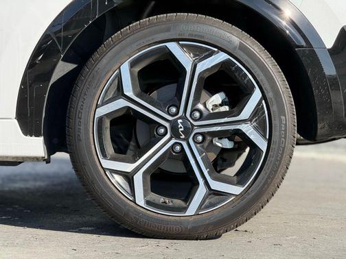 2023 Kia Niro Touring