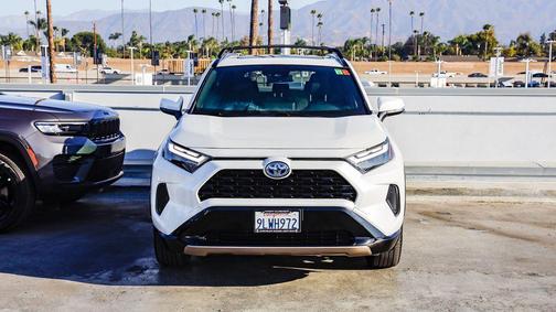 2024 Toyota RAV4 Hybrid SE