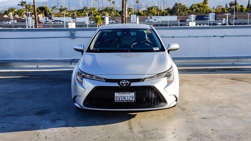 Classic Silver Metallic 2021 Toyota Corolla LE