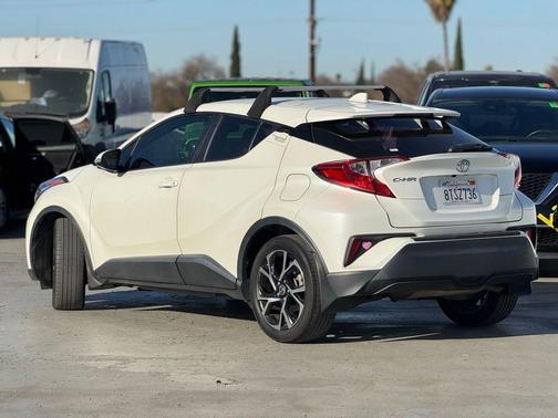 2020 Toyota C-HR XLE
