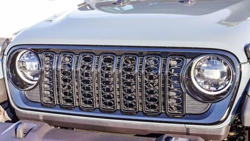 2026 Jeep Gladiator Willys 4x4