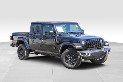 2023 Jeep Gladiator Sport S
