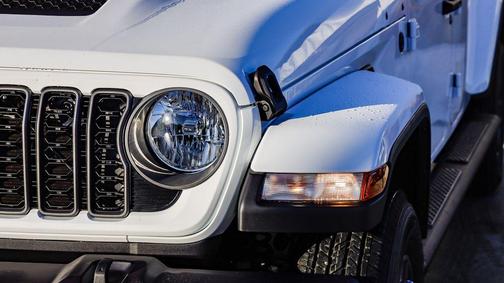 2026 Jeep Gladiator Sport S