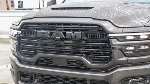 2025 RAM 3500 Laramie Crew Cab 4x4 8' Box