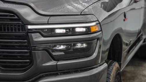 2025 RAM 3500 Laramie Crew Cab 4x4 8' Box
