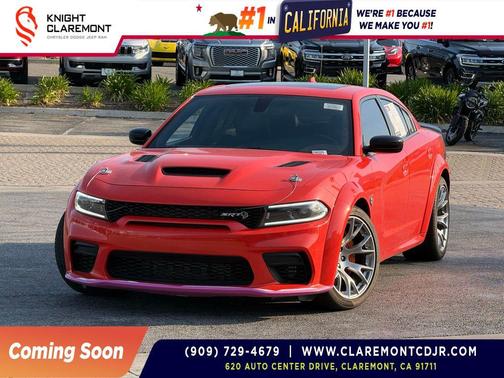 Go Mango 2023 Dodge Charger SRT Hellcat