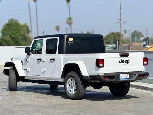 2023 Jeep Gladiator Sport S
