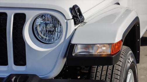 2023 Jeep Gladiator Sport S