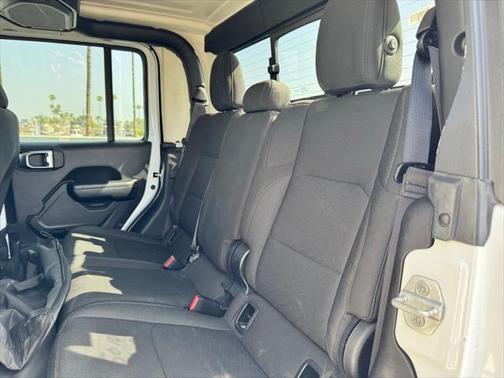 2023 Jeep Gladiator Sport S