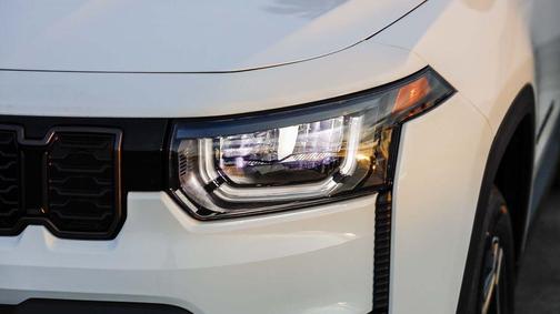 Bright White Clearcoat 2026 Jeep Cherokee Limited