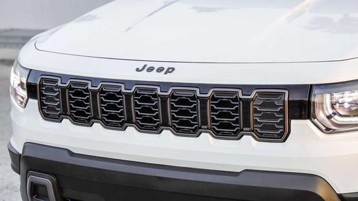 Bright White Clearcoat 2026 Jeep Cherokee Limited