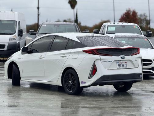 2020 Toyota Prius Prime XLE