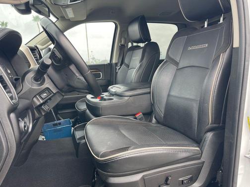 2024 RAM 2500 Laramie Crew Cab 4x4 6'4' Box