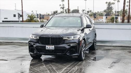 2021 BMW X7 M50i