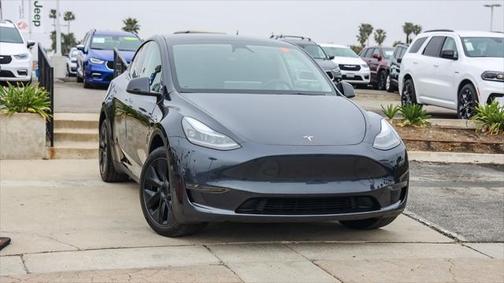 2024 Tesla Model Y Long Range Dual Motor All-Wheel Drive
