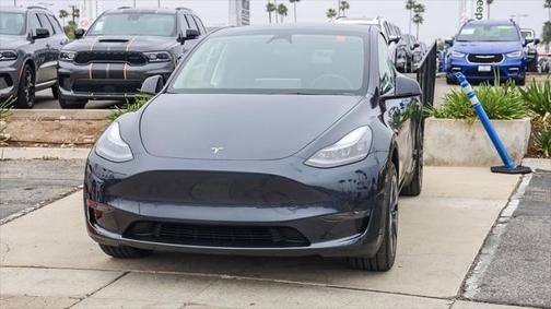 2024 Tesla Model Y Long Range Dual Motor All-Wheel Drive