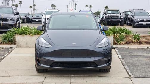 2024 Tesla Model Y Long Range Dual Motor All-Wheel Drive